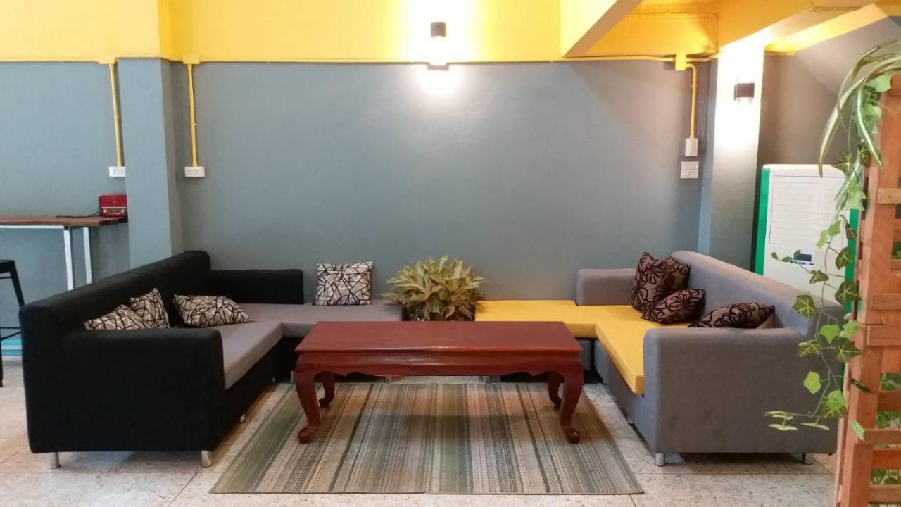 GATE 14 Inn Nakhon Phanom Exterior foto